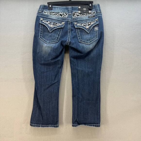 Miss Me Women's Easy Capri Size 27 (4) Embellished Cheetah Print Sequins Denim - Picture 4 of 16